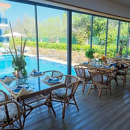 Cinar Butik Bodrum 바이즈